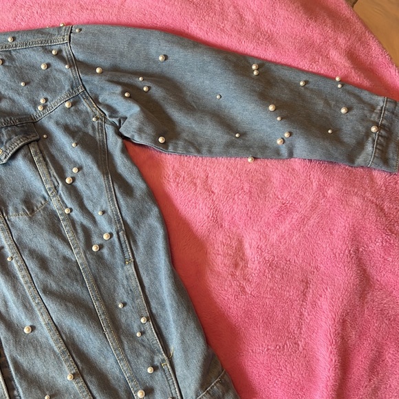 Pearl Studded XL Jean Jacket - Picture 5 of 9